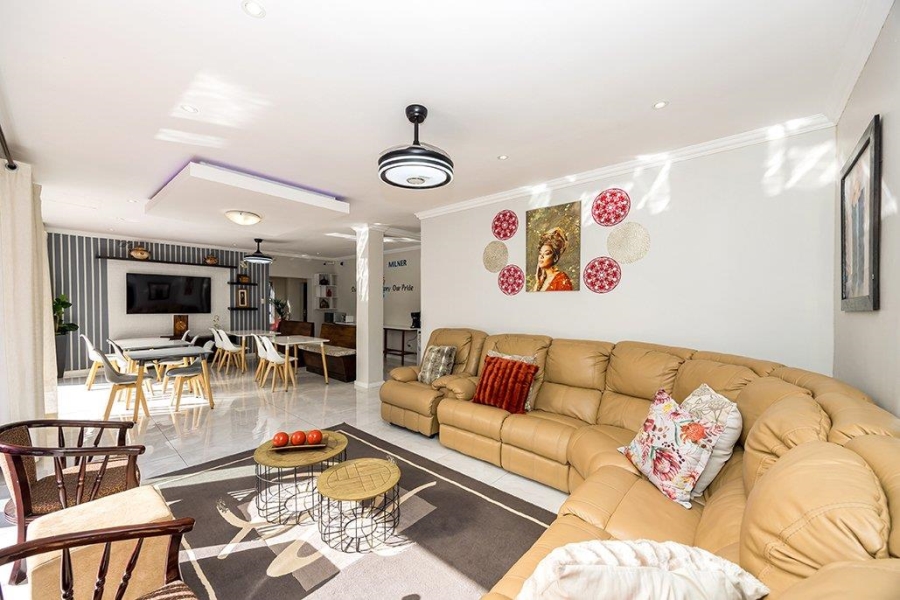 10 Bedroom Property for Sale in Milnerton Western Cape